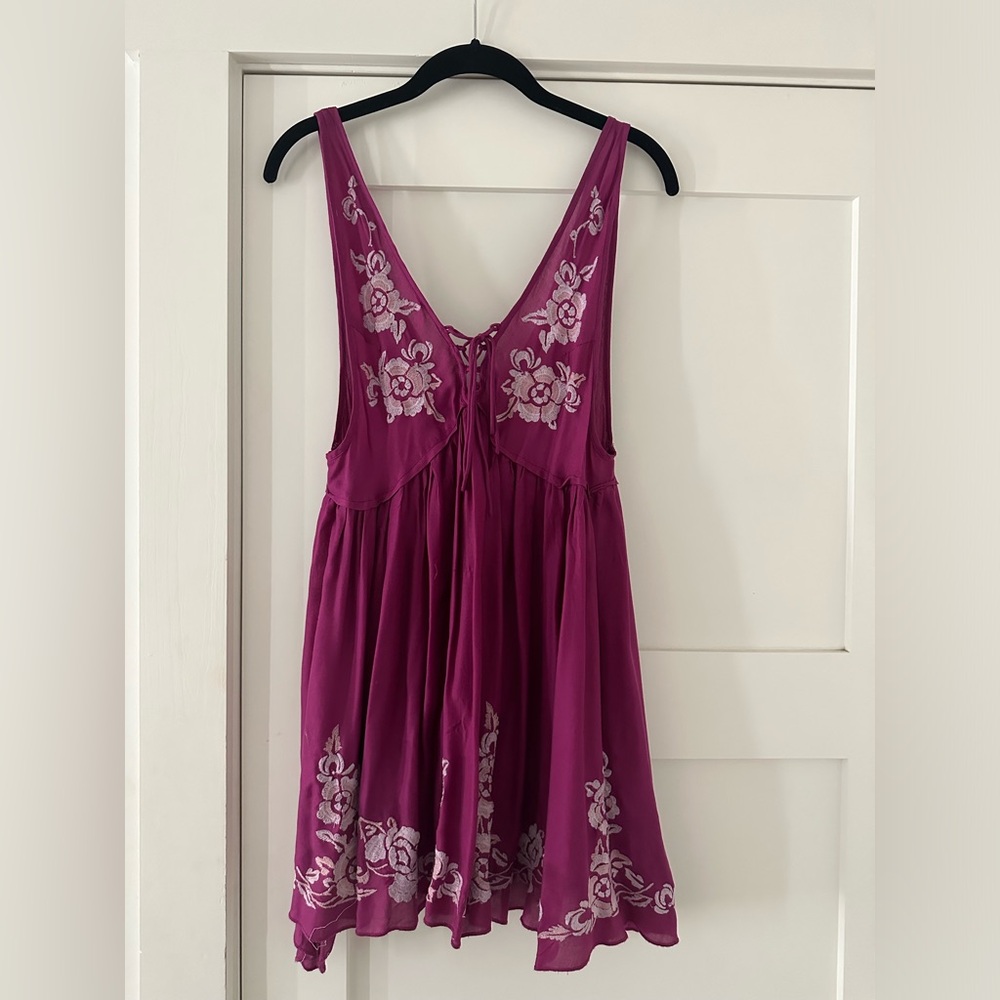 Free People XS Mini Dress - dark pink embroidered w/ light pink & white flowers